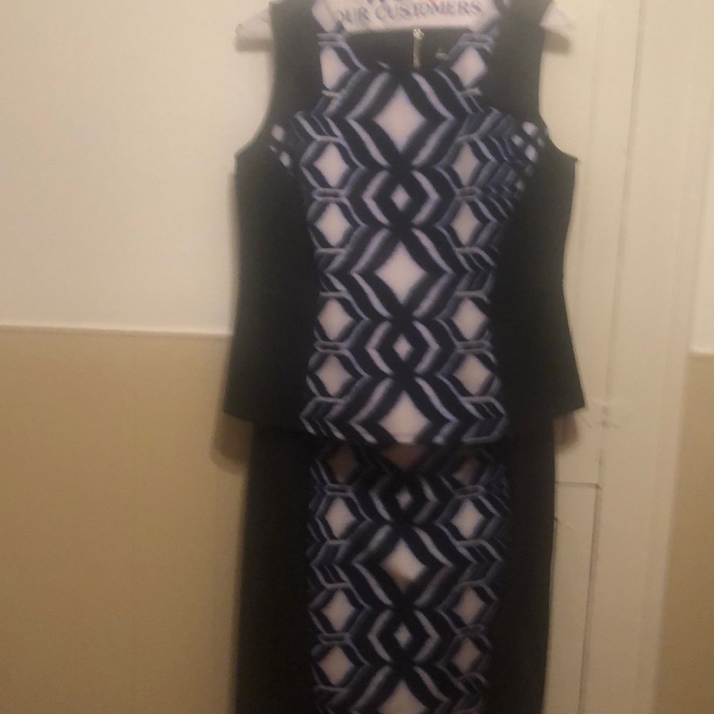 Ladies skirt suit